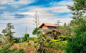 Hill Safari - Tea Estate Villa